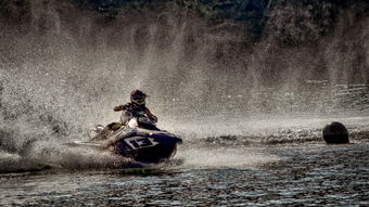 爱游戏体育官方在线-世界摩托艇锦标赛大连站吸引众多关注，2021年摩托艇大赛